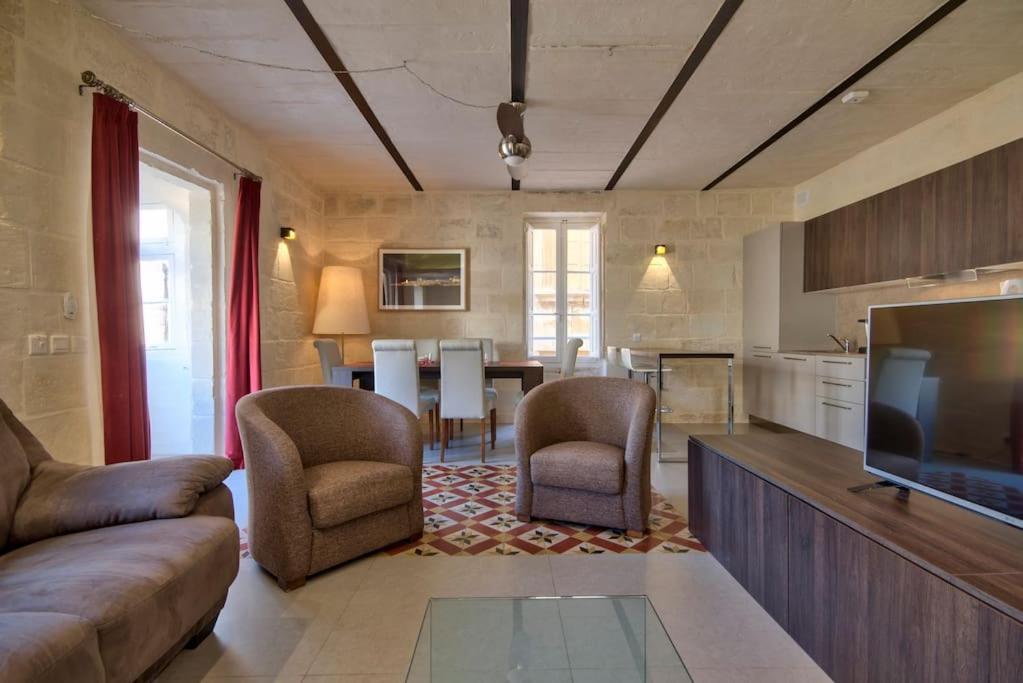 Vallettastay - Orangerie Two Bedroom Apartment 402 المظهر الخارجي الصورة