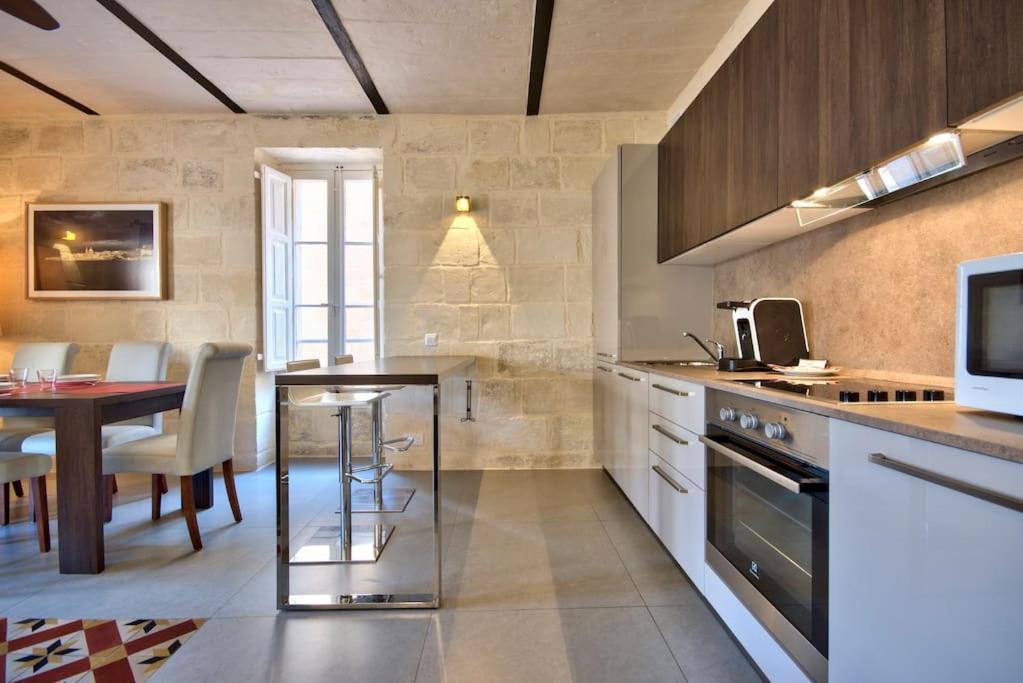 Vallettastay - Orangerie Two Bedroom Apartment 402 المظهر الخارجي الصورة